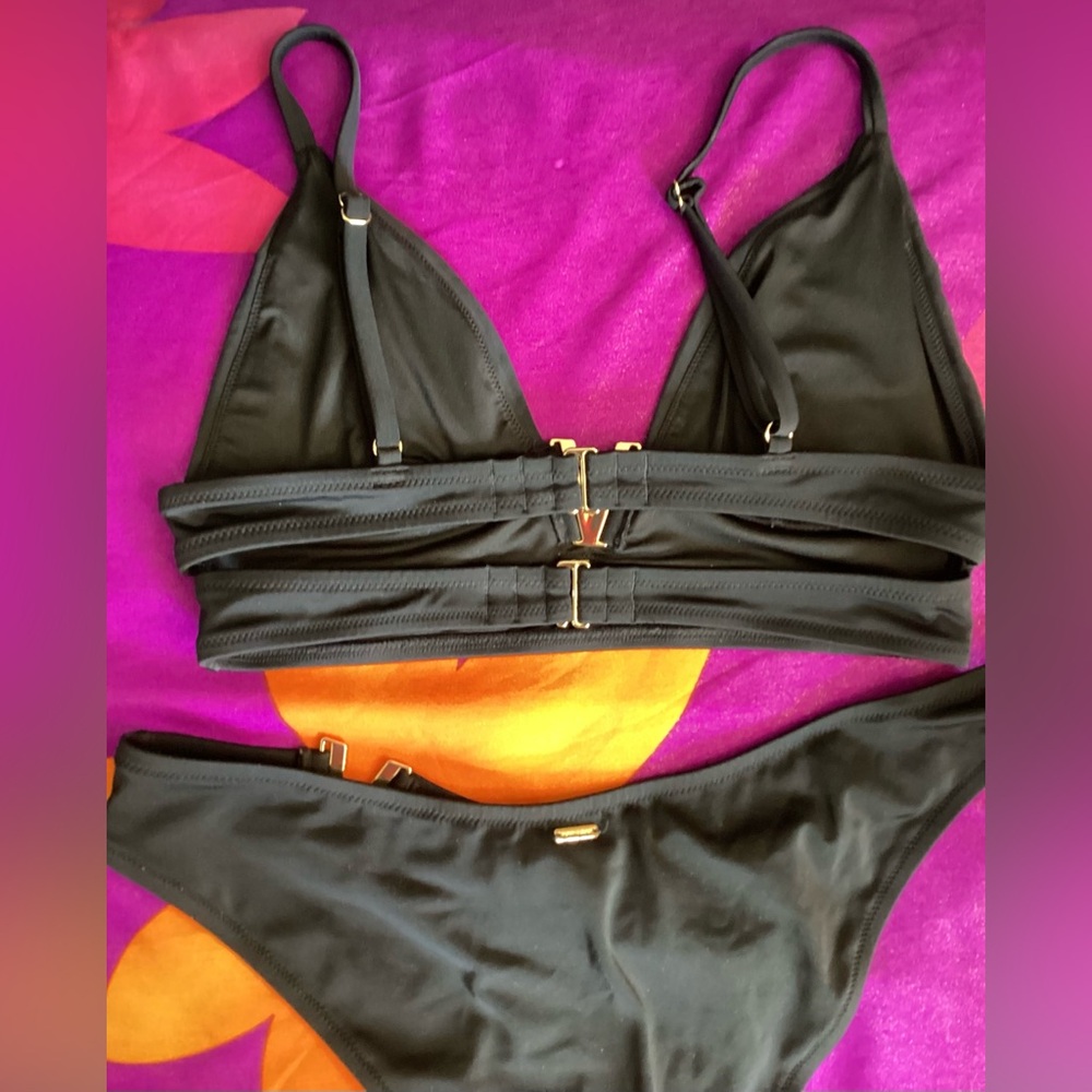 NWOT Victoria's Secret Black Bikini with Gold Accents L - Picture 7 of 11